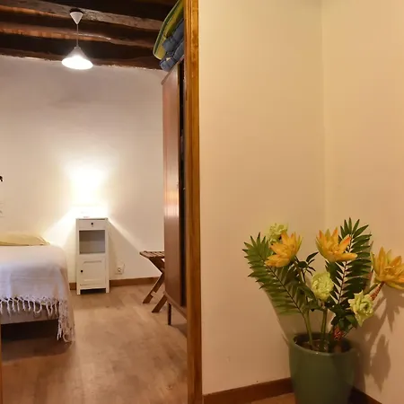 Quaint In Berbigui Res Valley Of The Castles At 15min Holiday home
