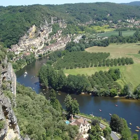 Holiday home Quaint In Berbigui Res Valley Of The Castles At 15min Saint-Germain-de-Belves